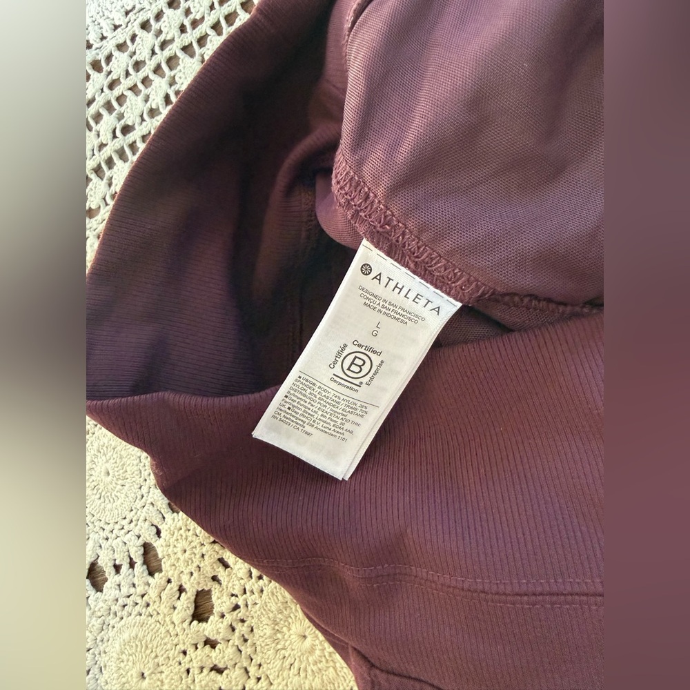 ATHLETA Venice High Rise Jogger Athleisure Pants in Garnet Size Large - Picture 14 of 14